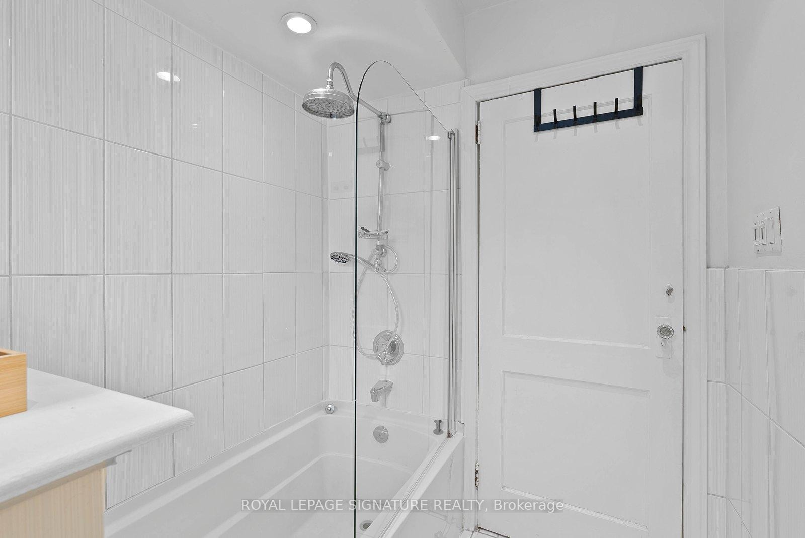 









55


Kingston

Road,
Toronto,




ON
M4L 1S5

