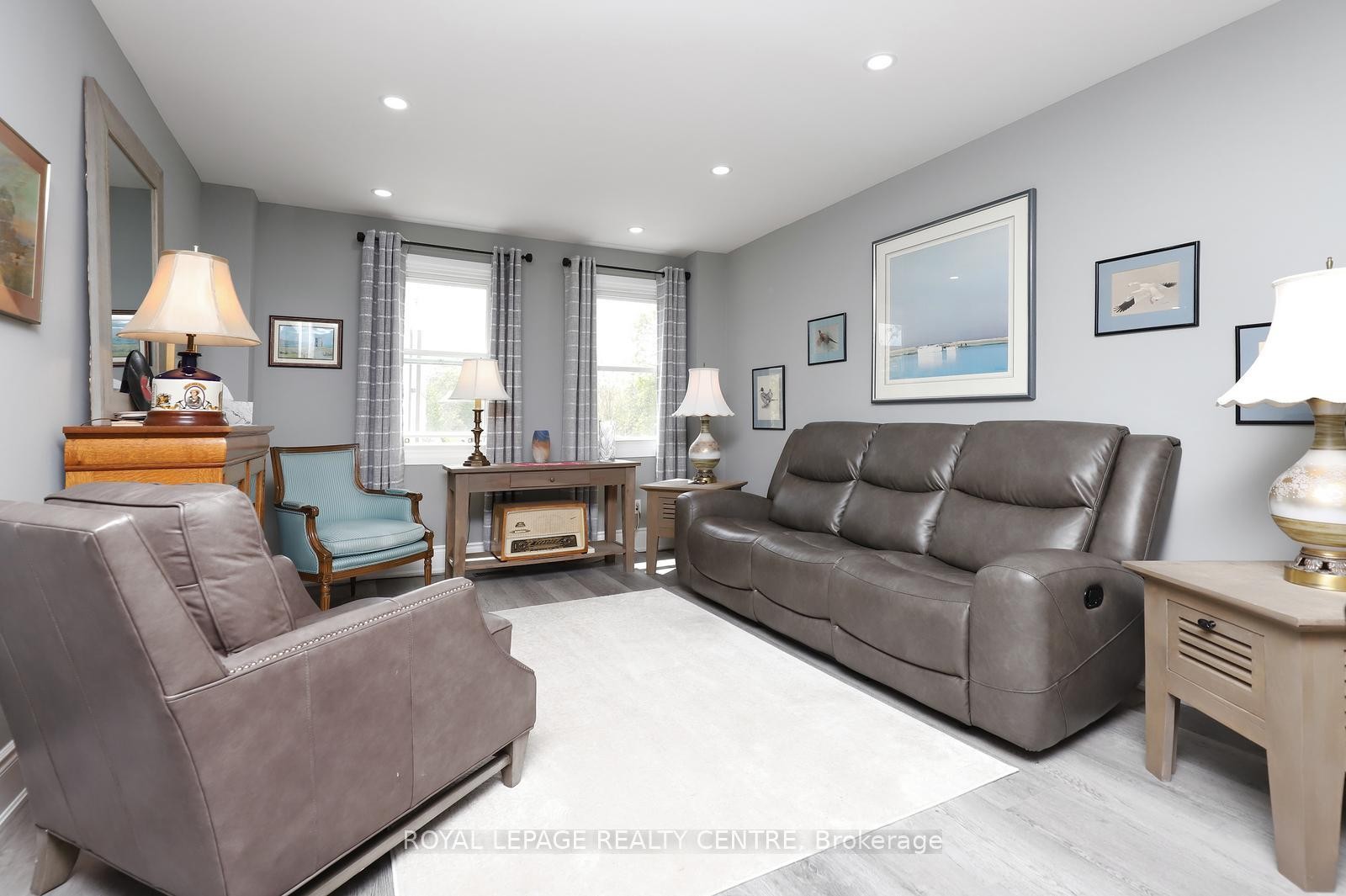 









7340


Copenhagen

Road, 35,
Mississauga,




ON
L5N 2S5

