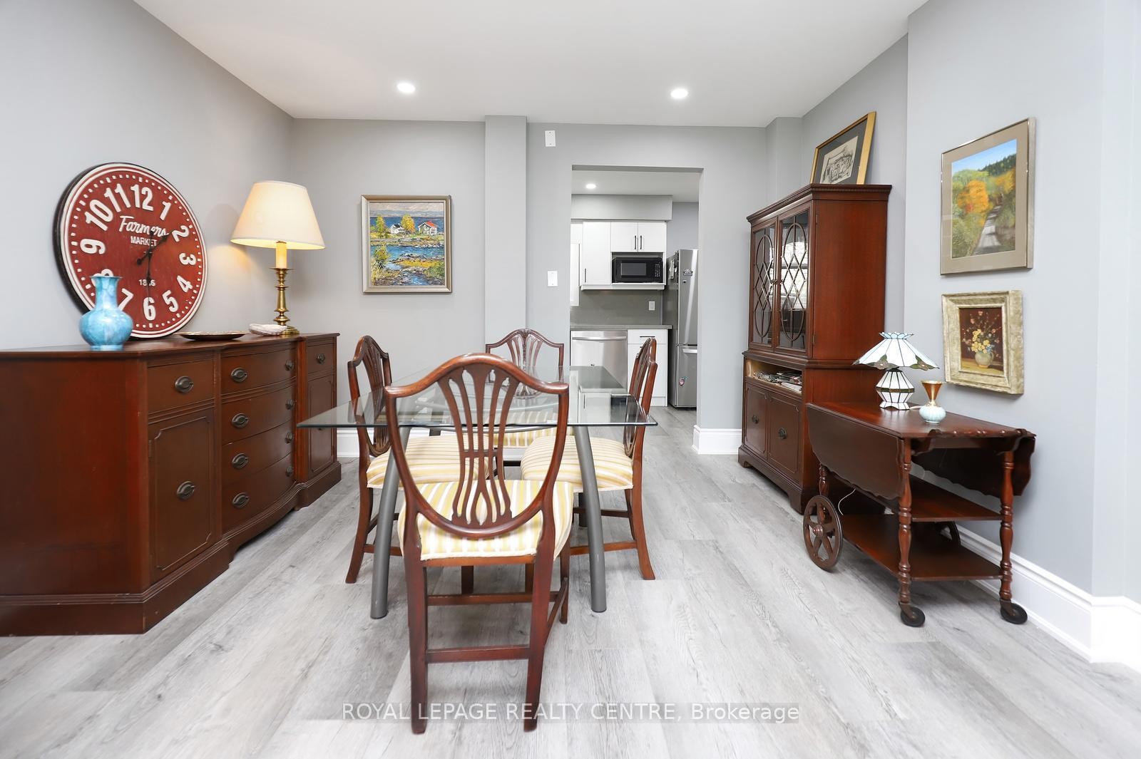 









7340


Copenhagen

Road, 35,
Mississauga,




ON
L5N 2S5

