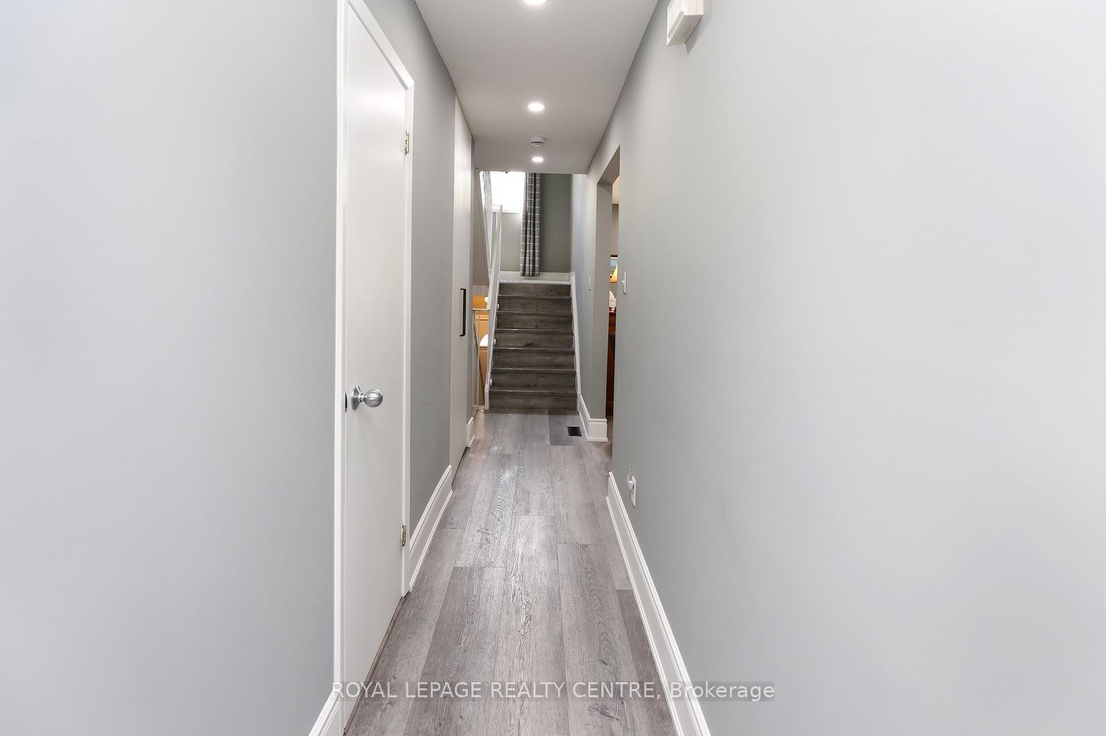 









7340


Copenhagen

Road, 35,
Mississauga,




ON
L5N 2S5

