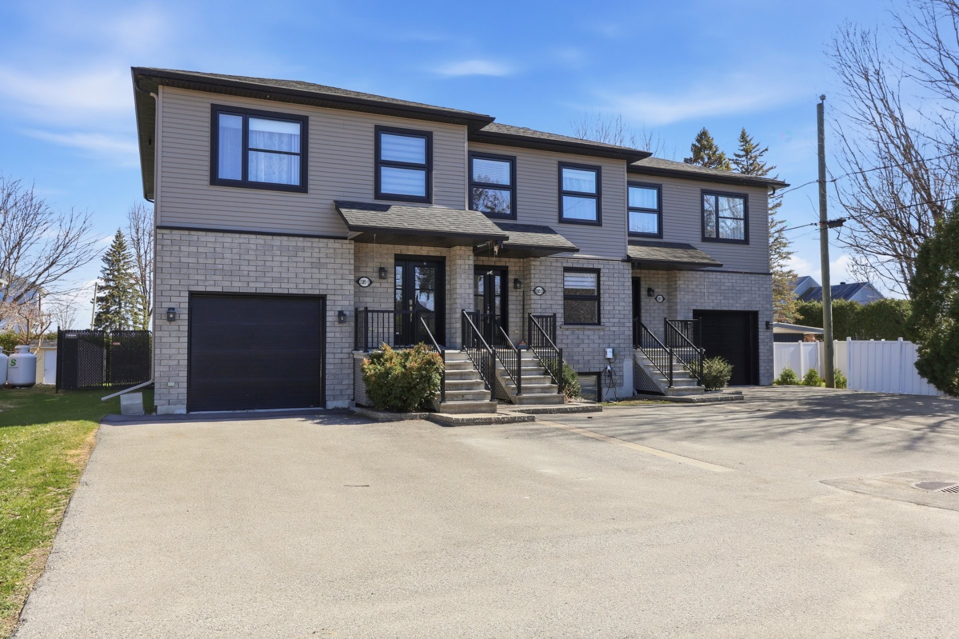 









1185


Rue Principale

, 1,
Saint-Zotique,




QC
J0P1Z0

