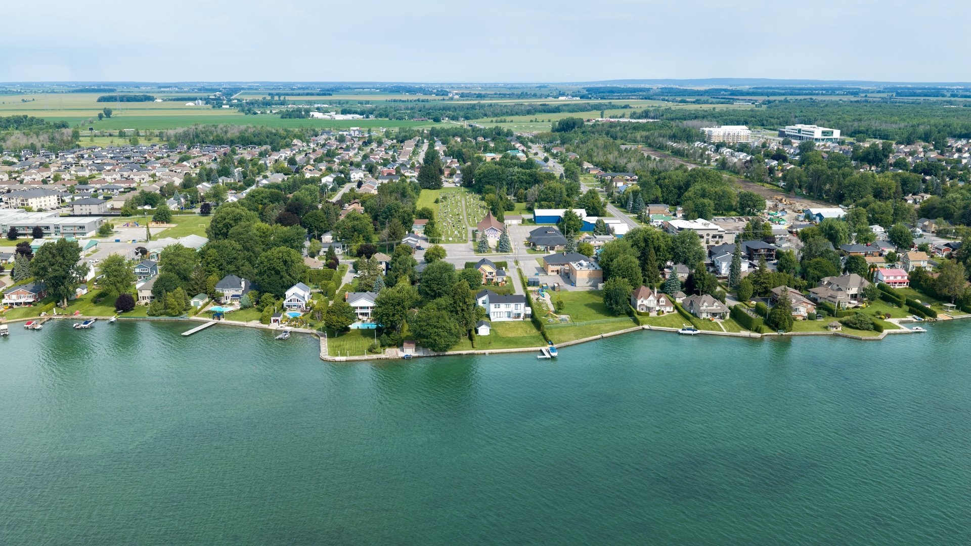 









1185


Rue Principale

, 1,
Saint-Zotique,




QC
J0P1Z0


