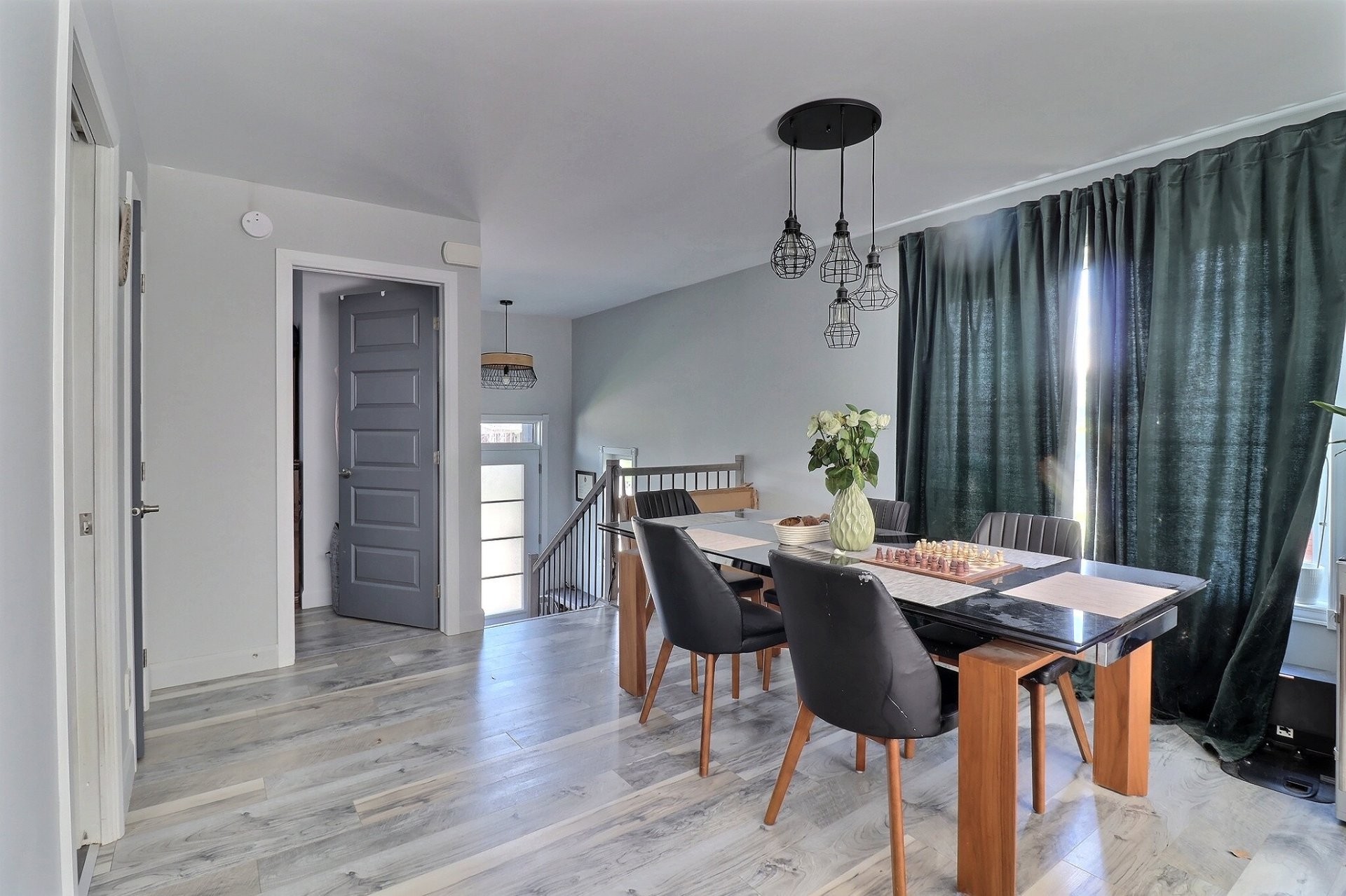 









121


Rue Frédéric

,
Saguenay (Chicoutimi),




QC
G7G4B6

