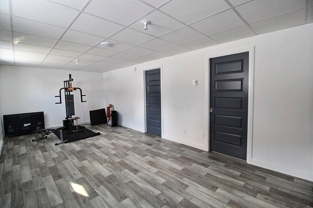 









121


Rue Frédéric

,
Saguenay (Chicoutimi),




QC
G7G4B6


