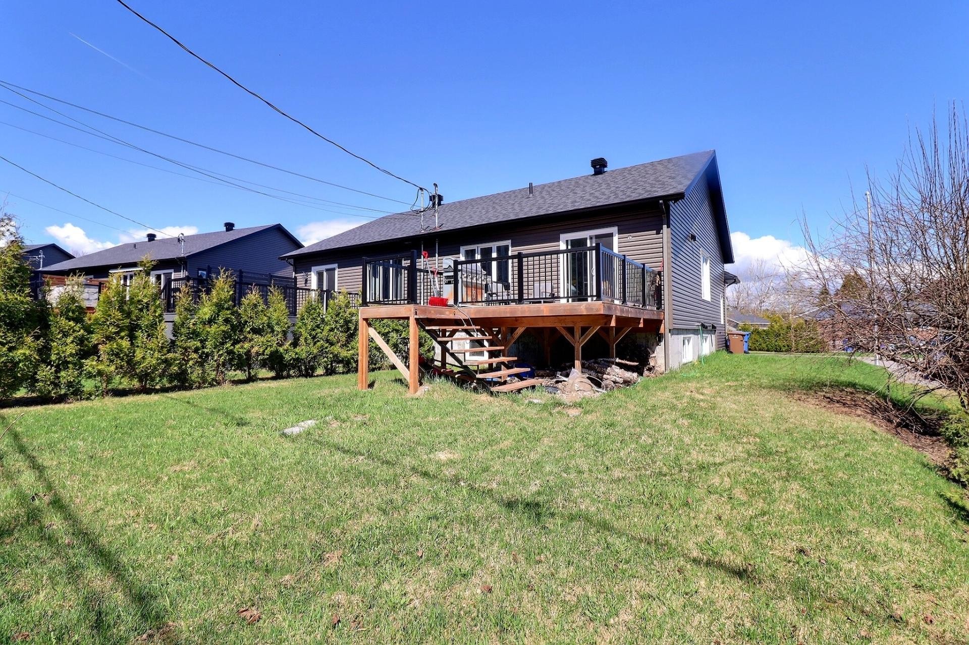 









121


Rue Frédéric

,
Saguenay (Chicoutimi),




QC
G7G4B6

