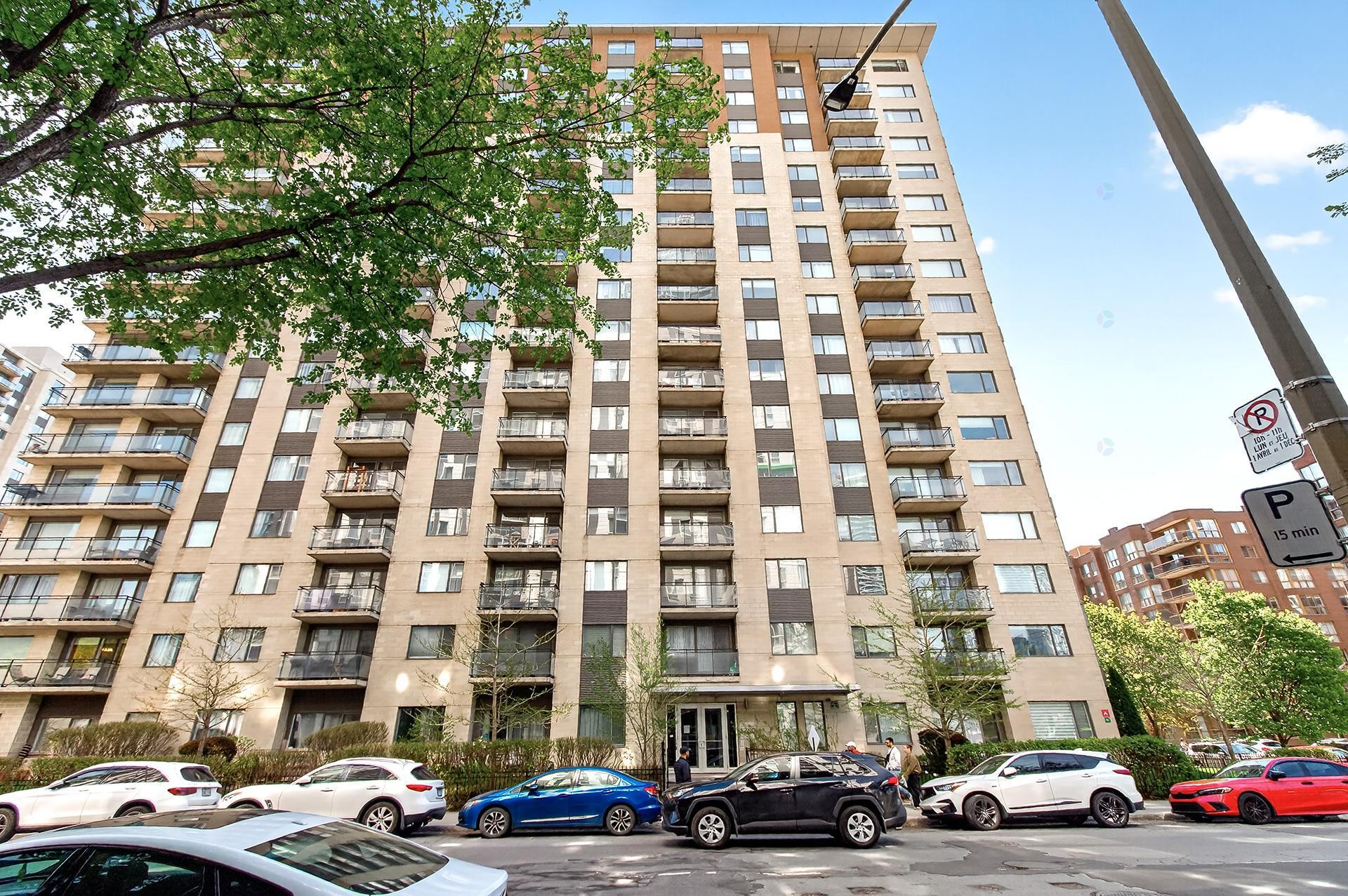 









1280


Rue St-Jacques

, 805,
Montréal (Ville-Marie),




QC
H3C0G1

