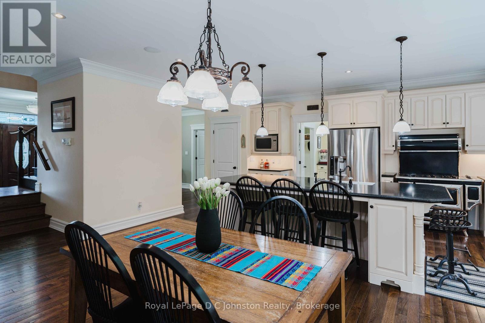 












184 TRILLIUM DRIVE

,
Saugeen Shores,




Ontario
N0H2C2

