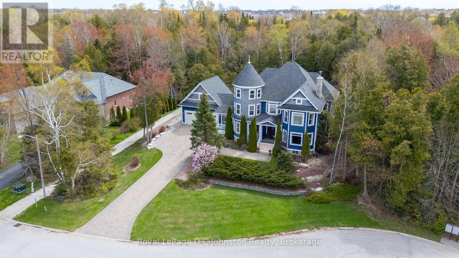 












184 TRILLIUM DRIVE

,
Saugeen Shores,




Ontario
N0H2C2

