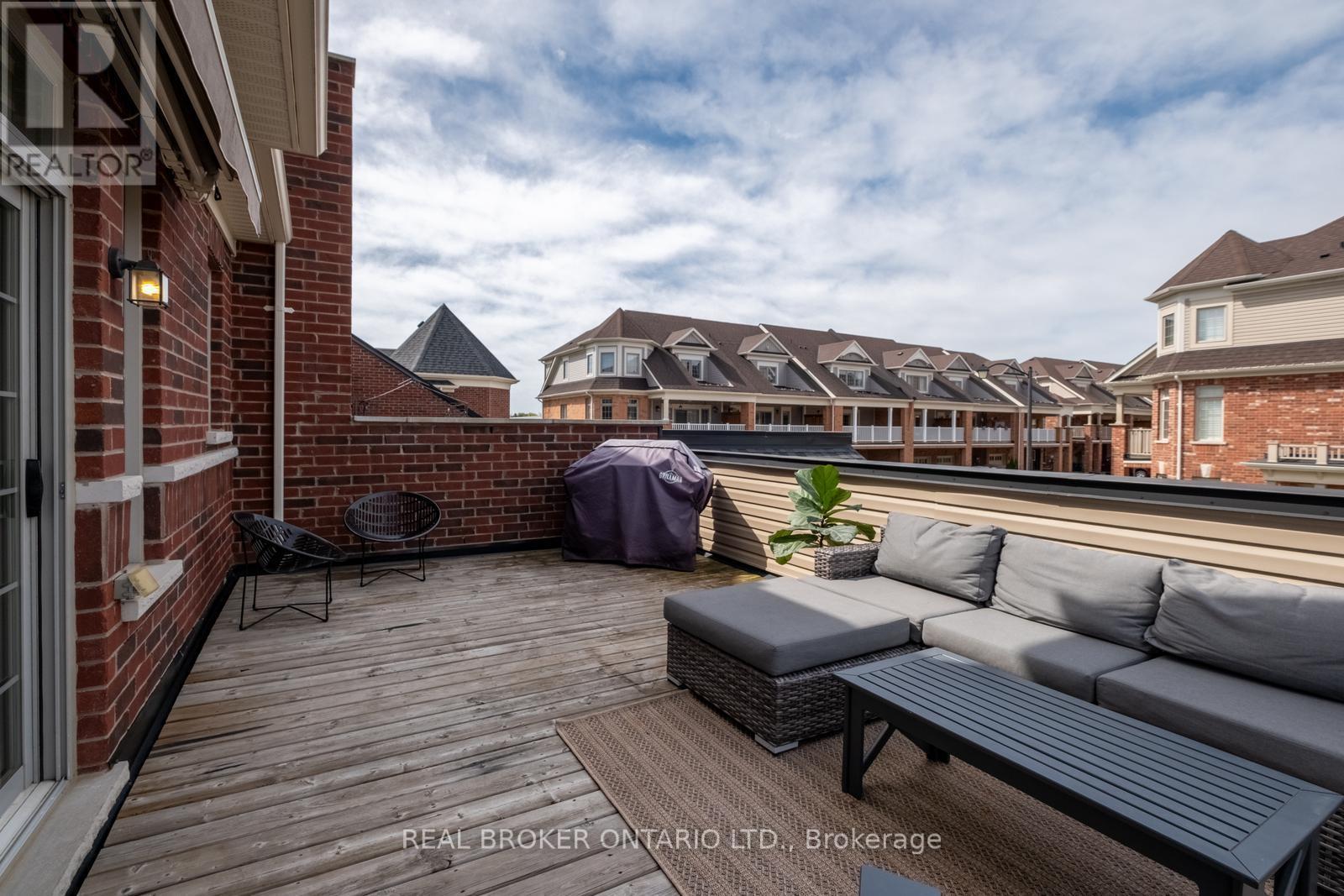 












2 MCDEVITT LANE

,
Caledon,




Ontario
L7C3S4

