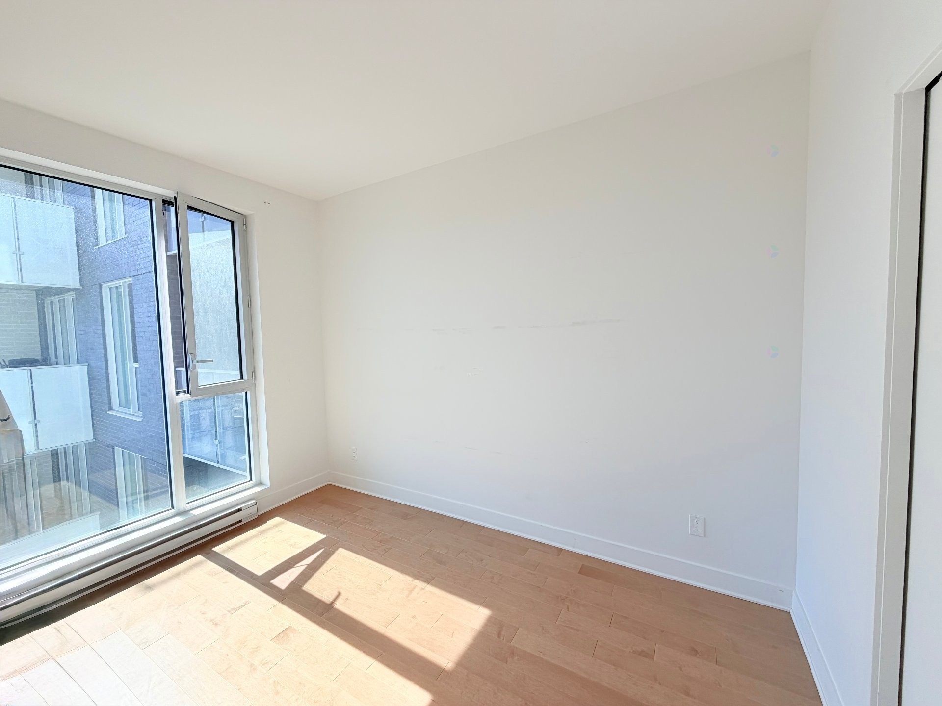 









5175


Rue MacKenzie

, 711,
Montréal (Côte-des-Neiges/Notre-Dame-de-Grâce),




QC
H3W0B3

