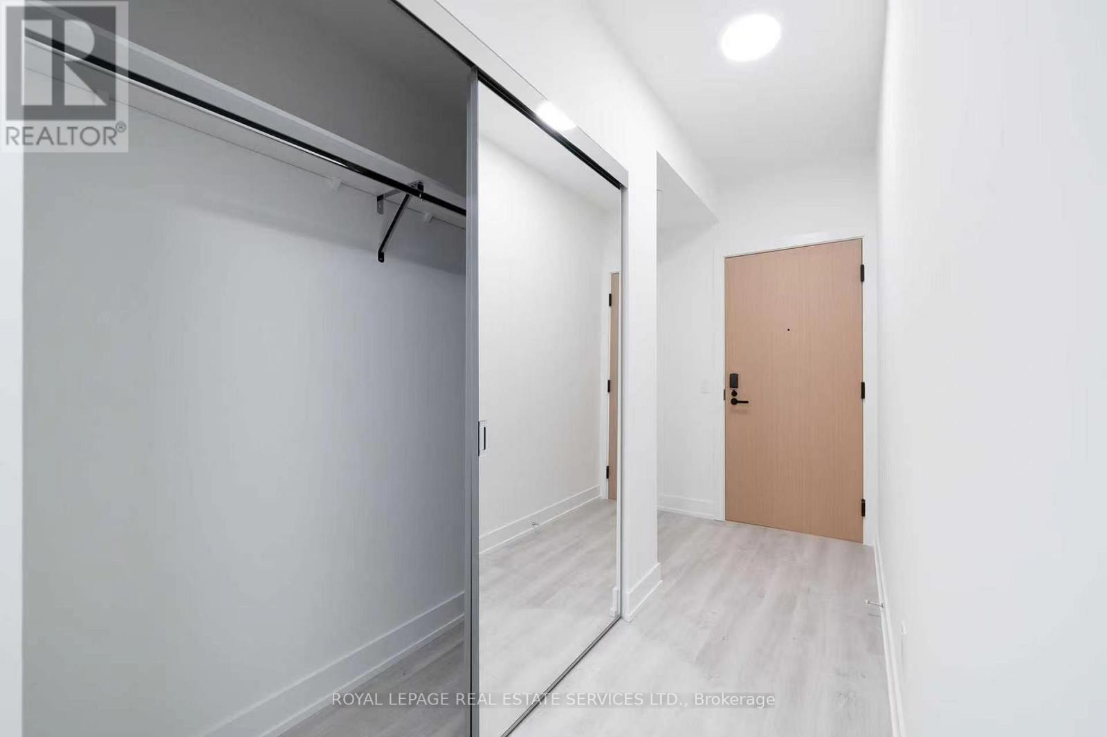 












1207 - 60 CENTRAL PARK ROADWAY

,
Toronto,




Ontario
M9A0E6

