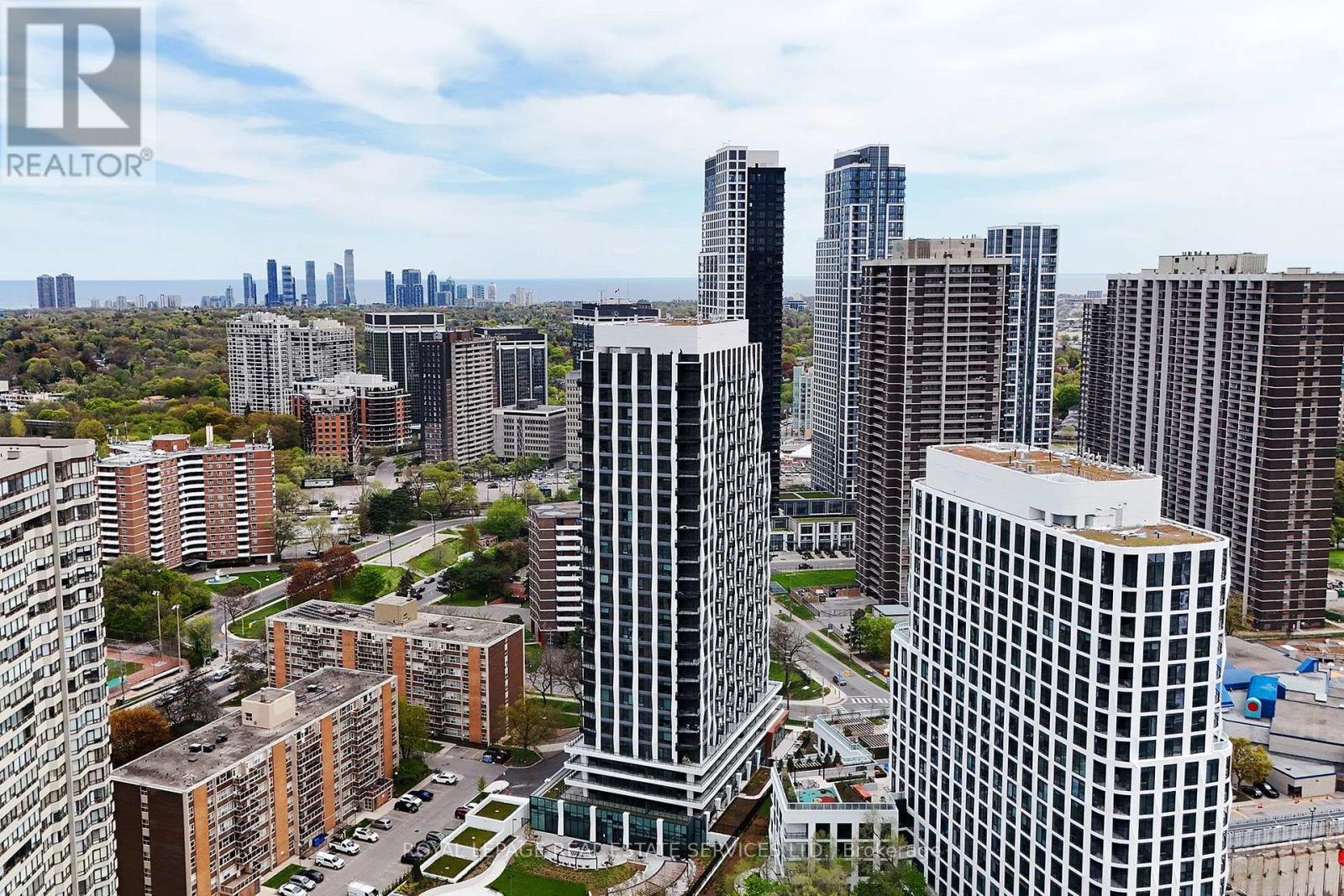 












1207 - 60 CENTRAL PARK ROADWAY

,
Toronto,




Ontario
M9A0E6

