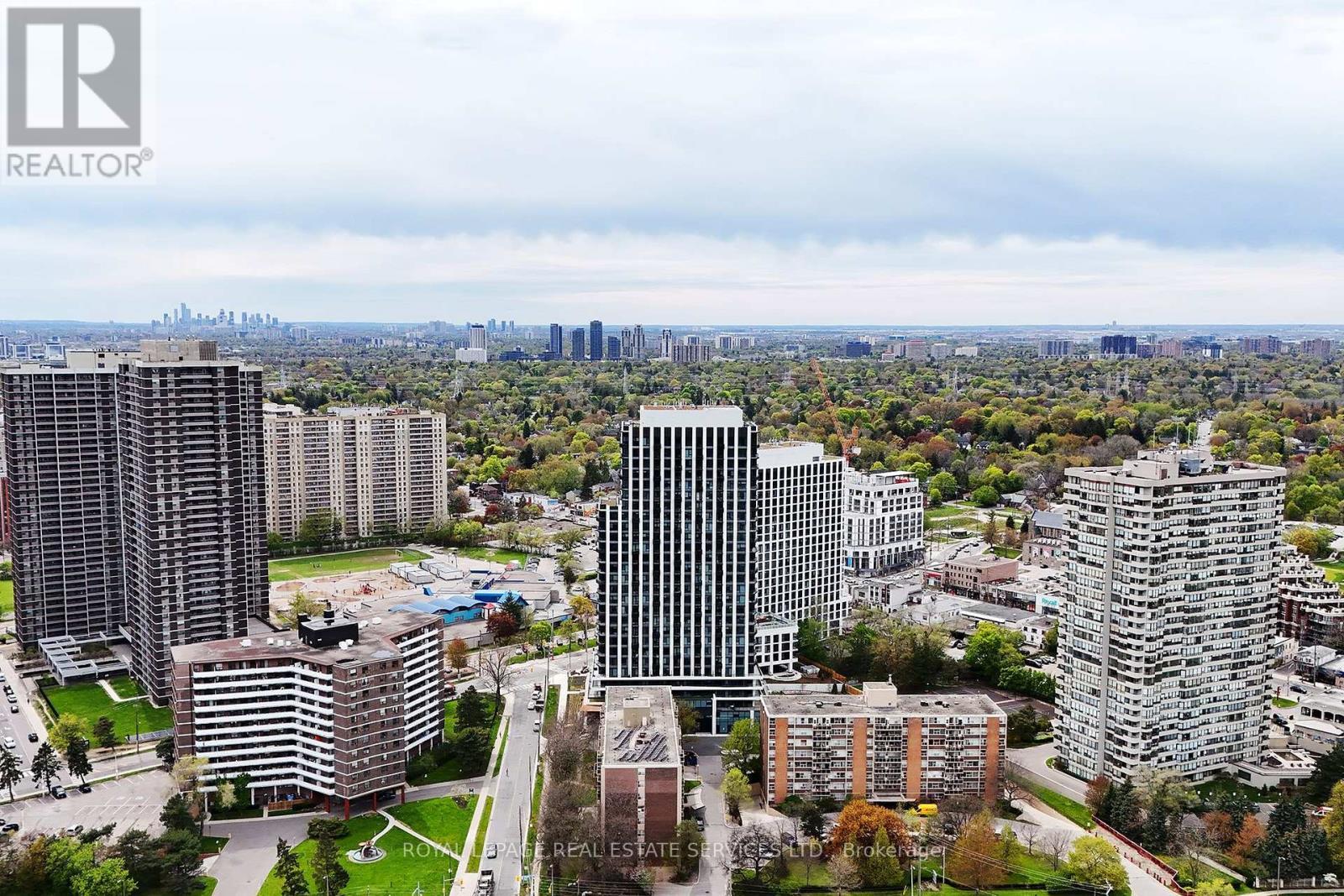 












1207 - 60 CENTRAL PARK ROADWAY

,
Toronto,




Ontario
M9A0E6

