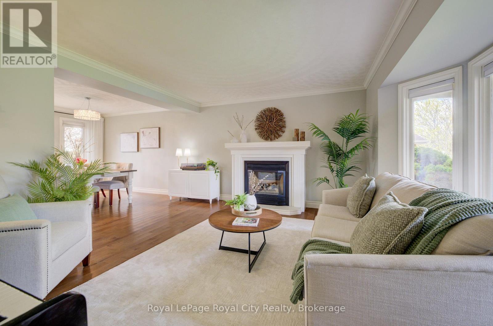 












15 JOANN CRESCENT

,
Centre Wellington (Elora/Salem),




Ontario
N0B1S0

