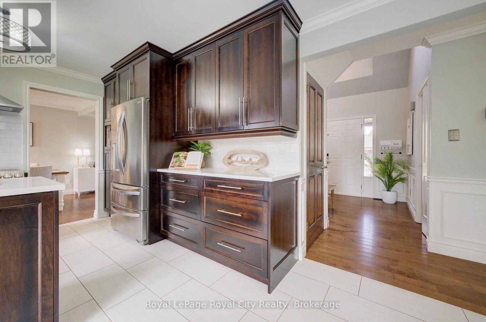 












15 JOANN CRESCENT

,
Centre Wellington (Elora/Salem),




Ontario
N0B1S0

