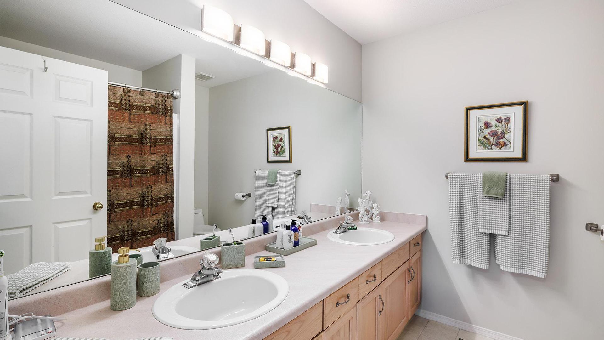 









1874


Parkview

Crescent, 39,
Kelowna,




BC
V1X 7G6


