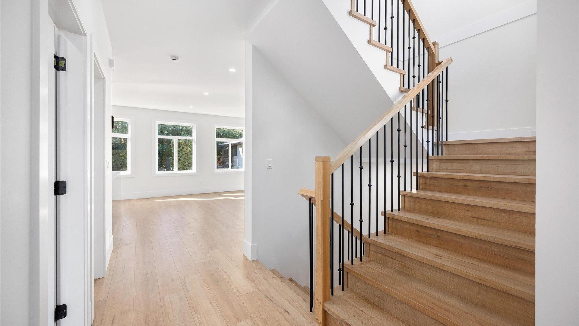 









705


McClure

Road,
Kelowna,




BC
V1W 1M2


