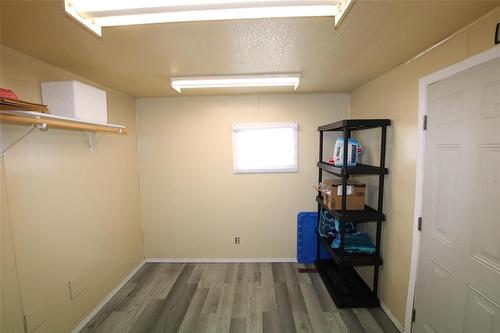 Rear back Porch/Entrance