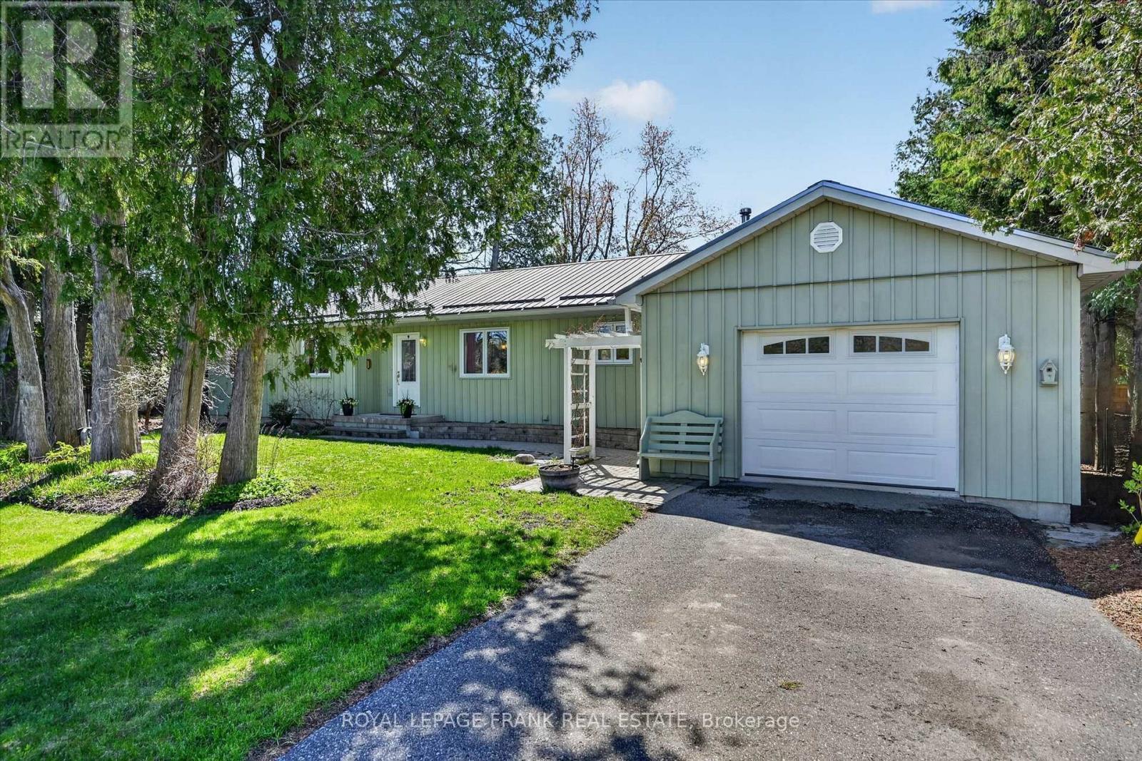












187 RIVER LANE

,
Douro-Dummer,




Ontario
K0L3A0

