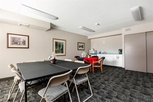 









1840


Henderson

HWY, 501,
Winnipeg,




MB
R2G 1P2

