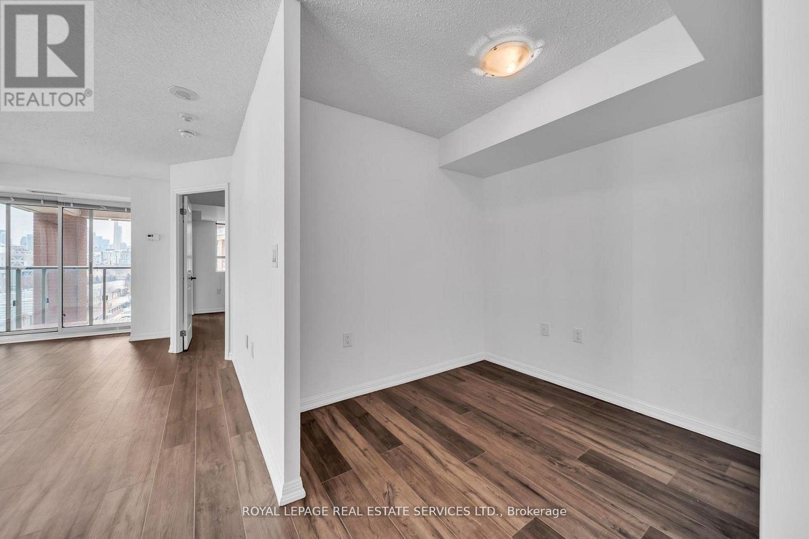 












502 - 125 WESTERN BATTERY ROAD

,
Toronto,




Ontario
M6K3R8

