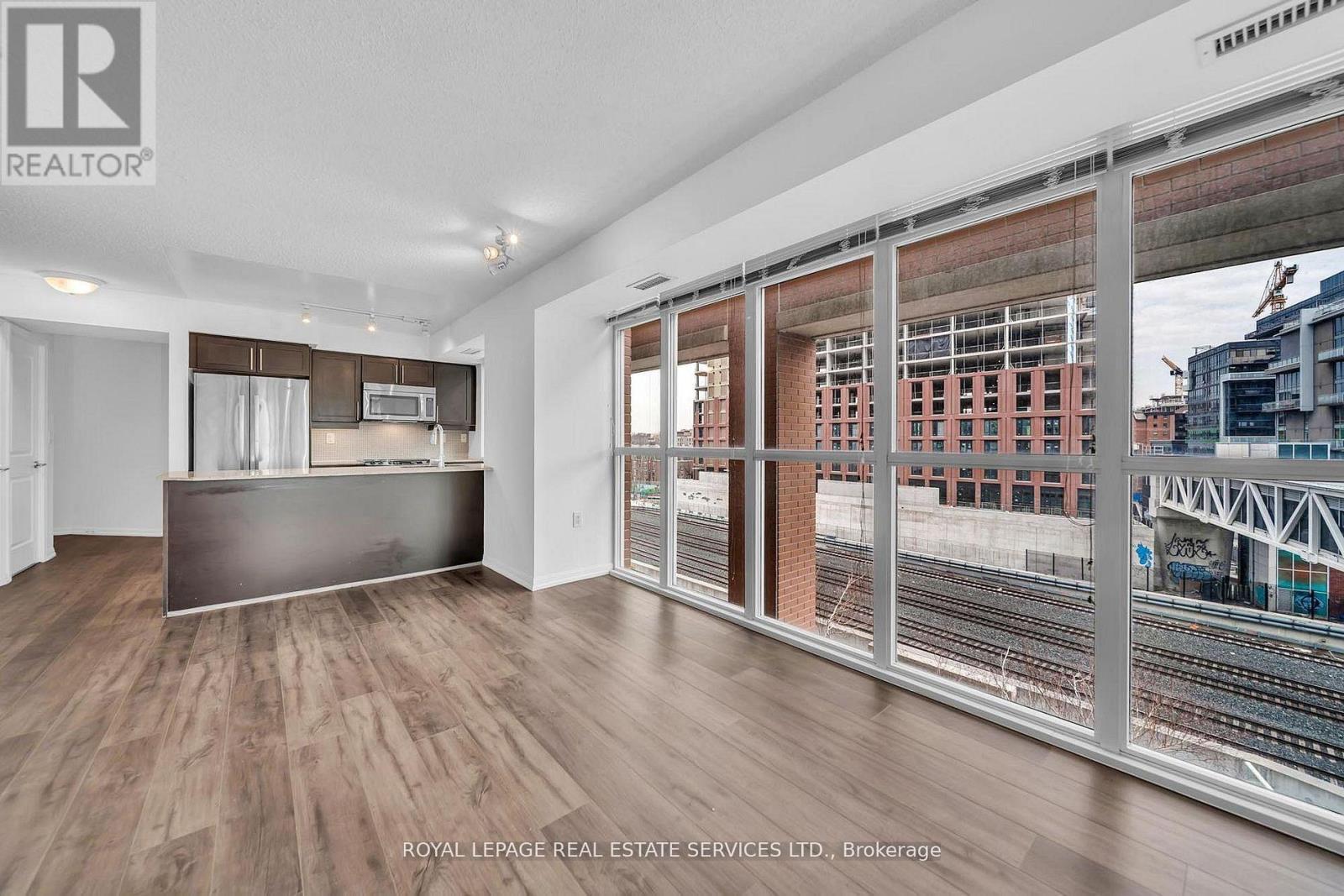 












502 - 125 WESTERN BATTERY ROAD

,
Toronto,




Ontario
M6K3R8

