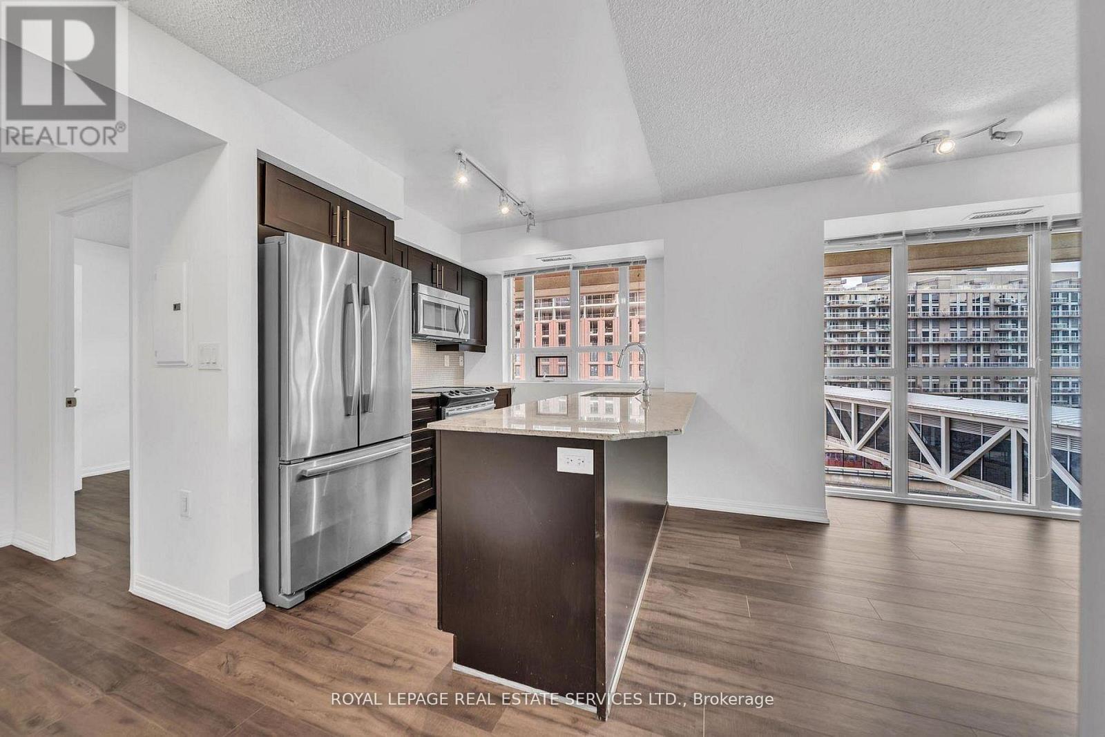 












502 - 125 WESTERN BATTERY ROAD

,
Toronto,




Ontario
M6K3R8

