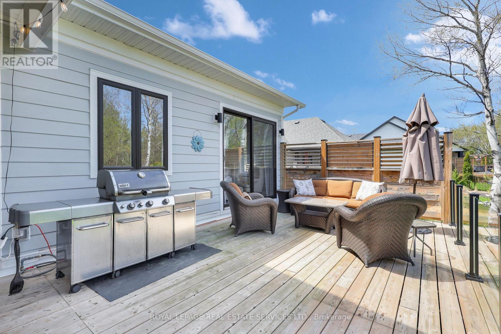 












131 GLENLAKE BOULEVARD

,
Collingwood,




Ontario
L9Y0X2

