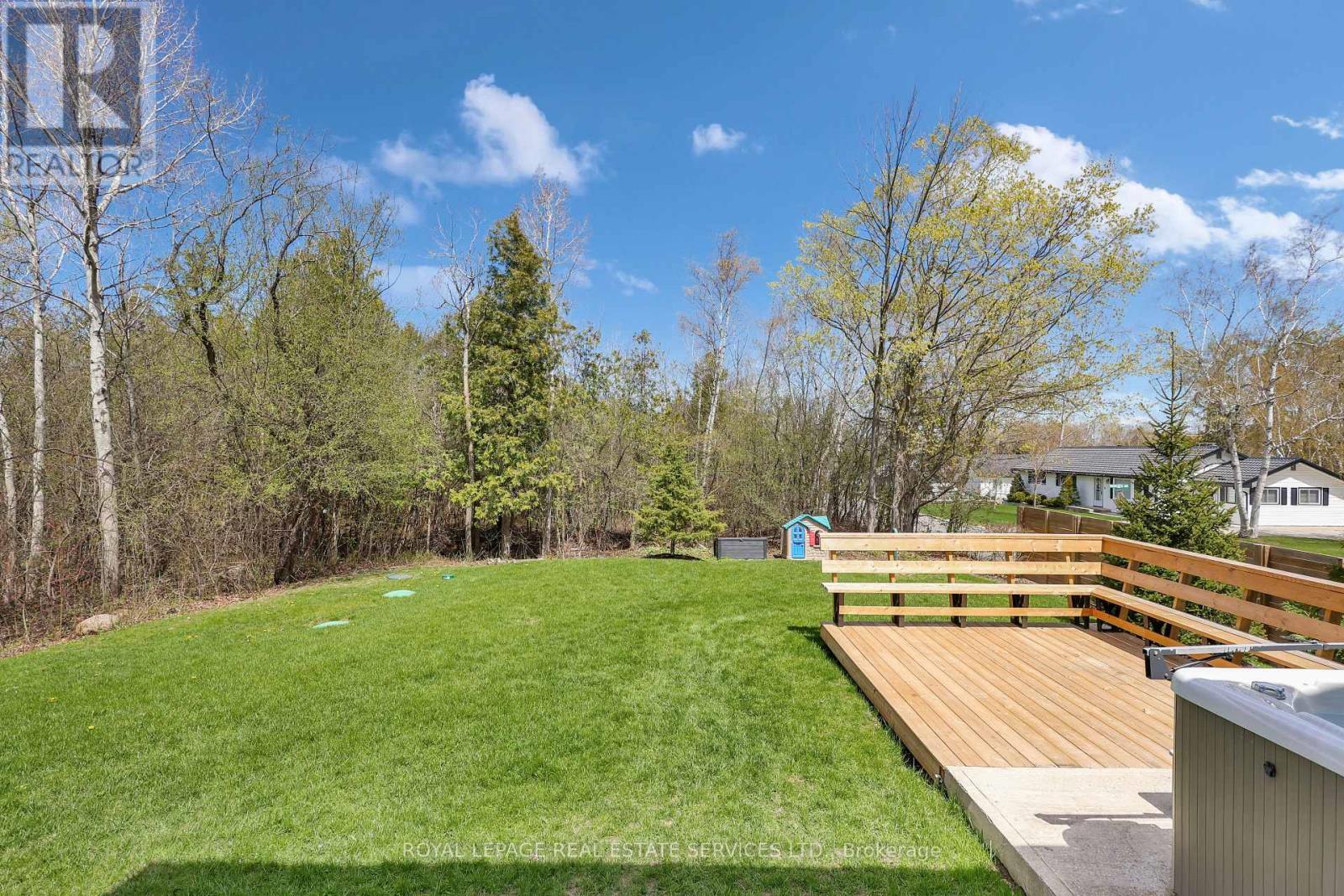 












131 GLENLAKE BOULEVARD

,
Collingwood,




Ontario
L9Y0X2

