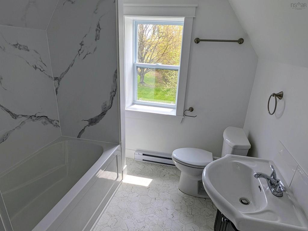 












8836 HWY 2 Highway

,
Great Village,




NS
B0M 1L0

