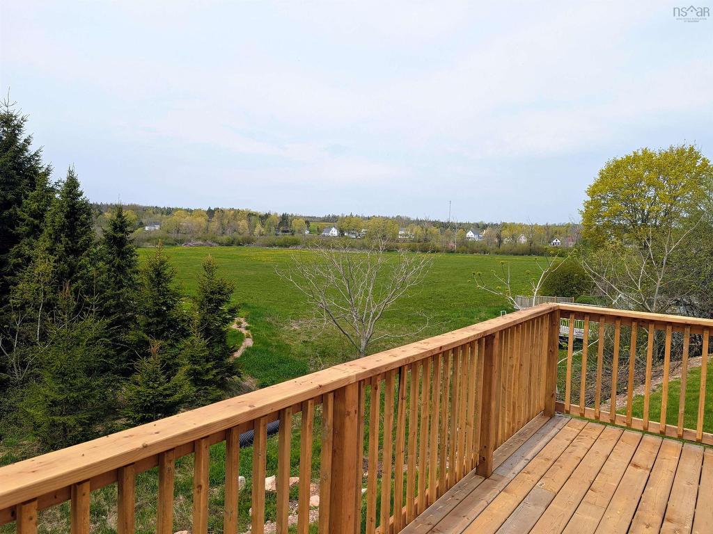 












8836 HWY 2 Highway

,
Great Village,




NS
B0M 1L0

