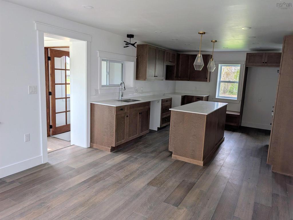 












8836 HWY 2 Highway

,
Great Village,




NS
B0M 1L0


