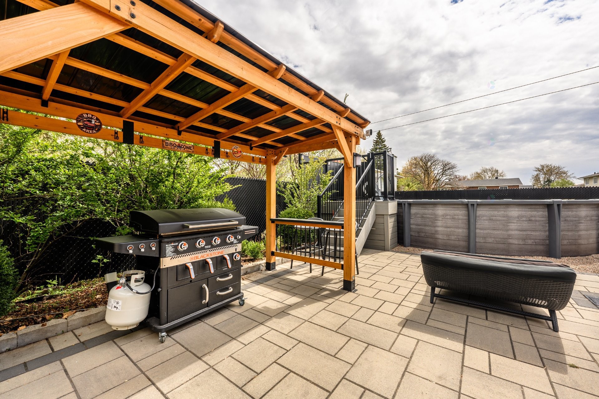 









2175


Rue Tremblay

,
Longueuil (Saint-Hubert),




QC
J3Y4B8

