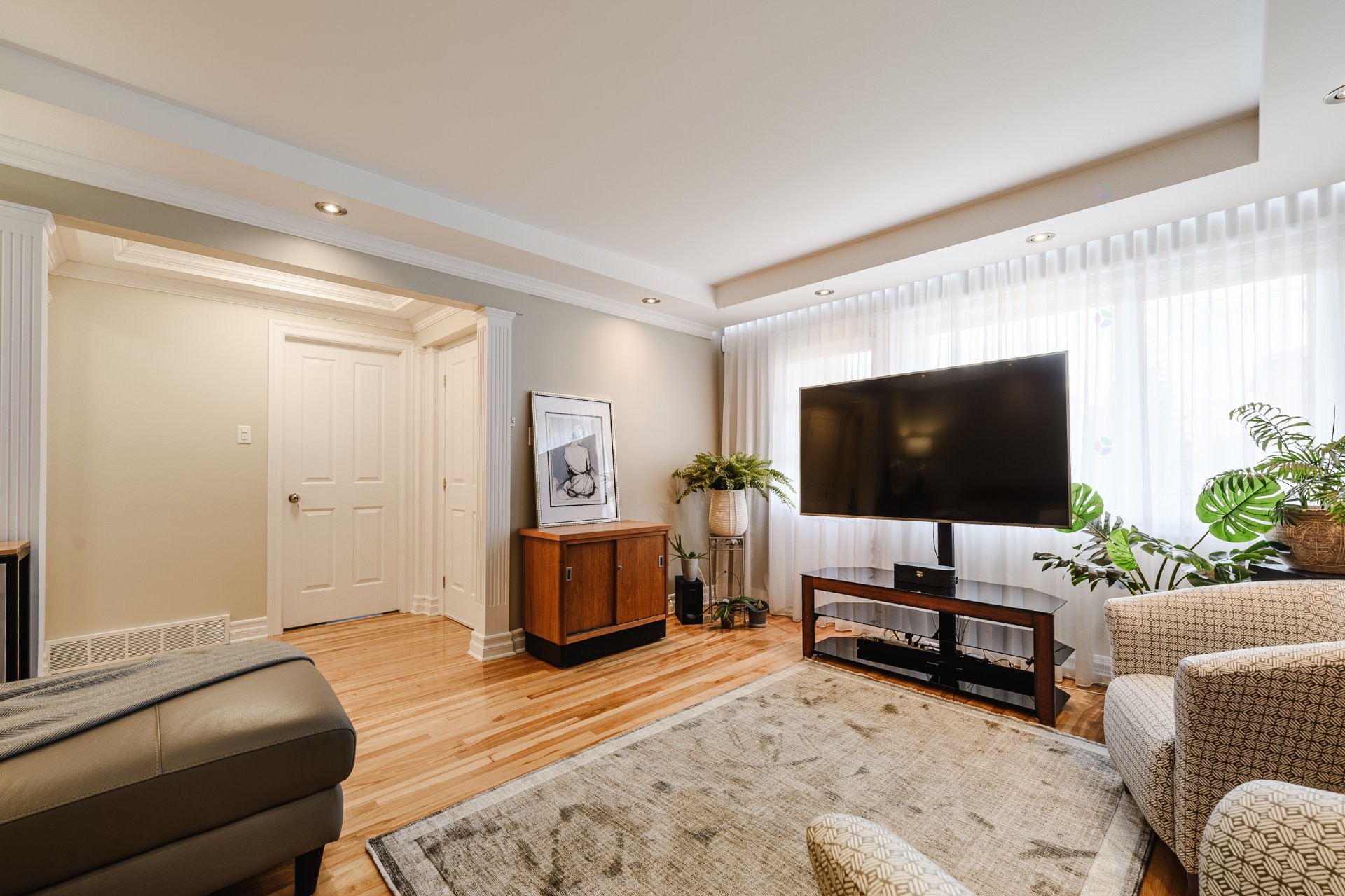 









2175


Rue Tremblay

,
Longueuil (Saint-Hubert),




QC
J3Y4B8

