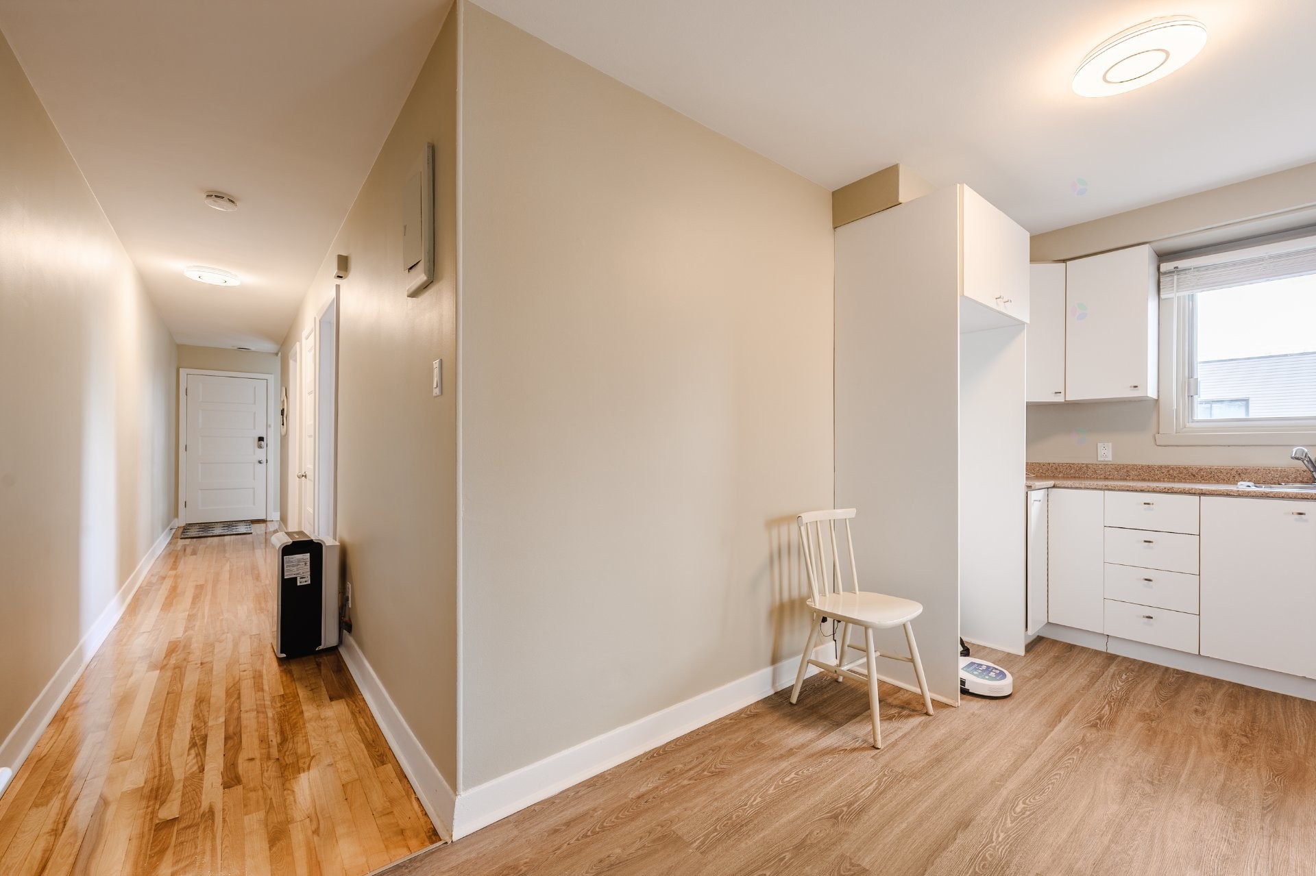 









2175


Rue Tremblay

,
Longueuil (Saint-Hubert),




QC
J3Y4B8

