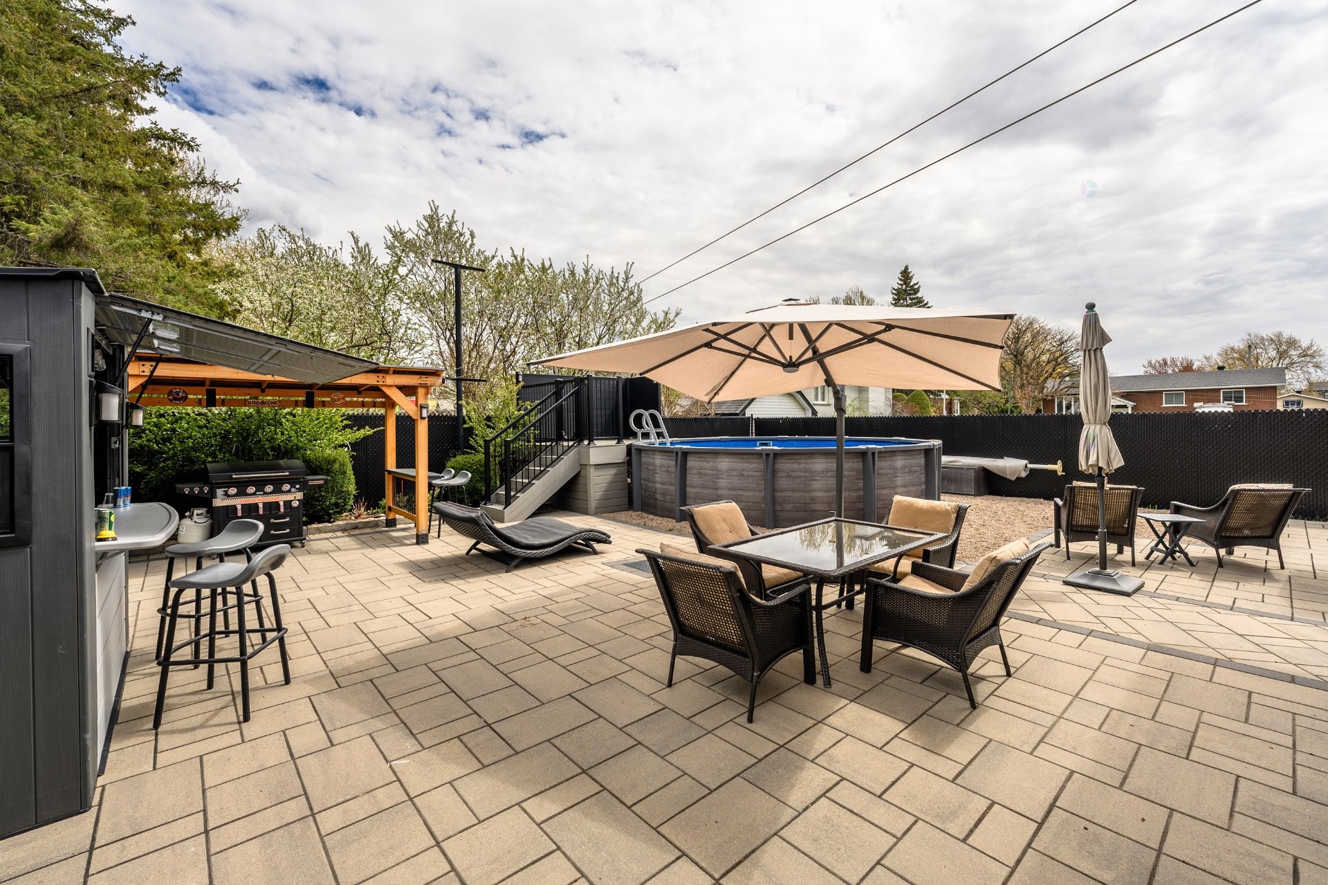 









2175


Rue Tremblay

,
Longueuil (Saint-Hubert),




QC
J3Y4B8


