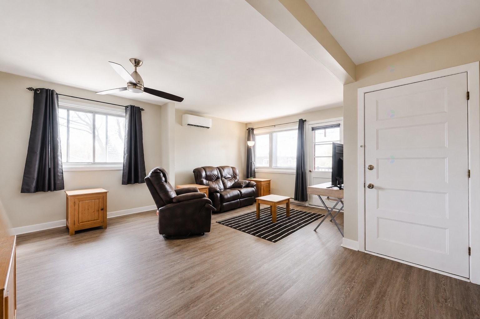 









2175


Rue Tremblay

,
Longueuil (Saint-Hubert),




QC
J3Y4B8

