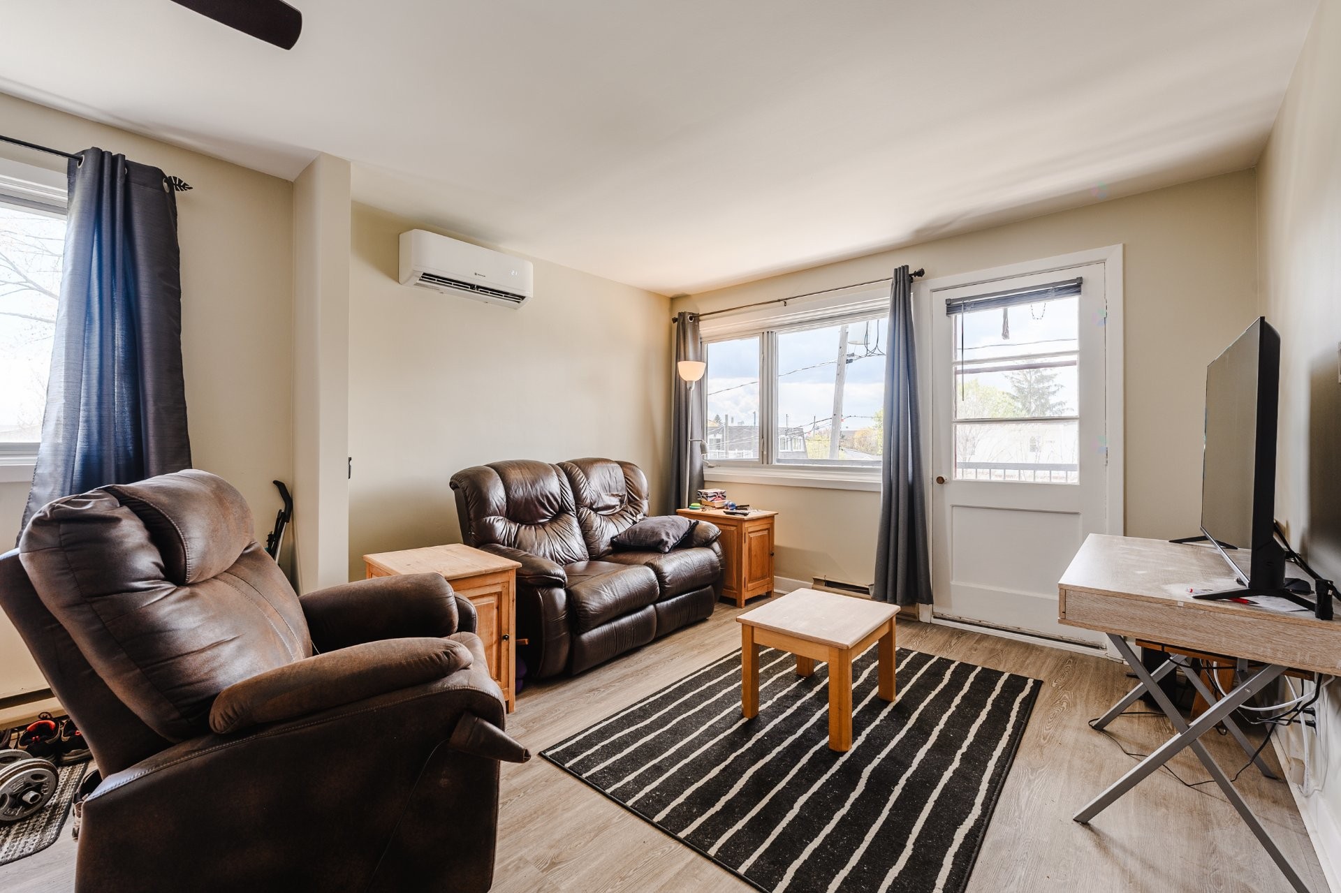 









2175


Rue Tremblay

,
Longueuil (Saint-Hubert),




QC
J3Y4B8

