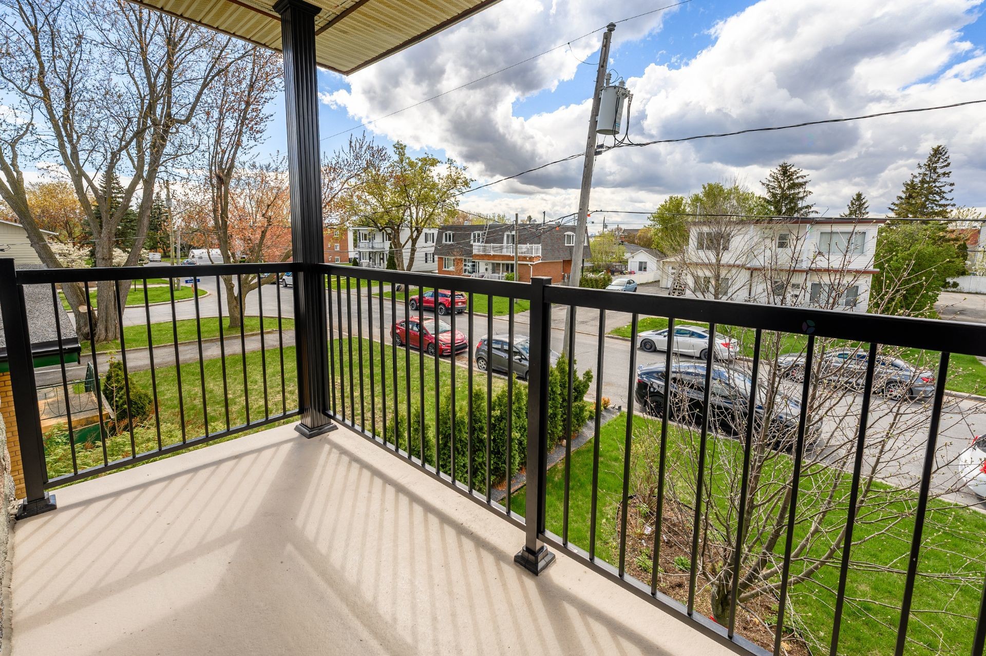 









2175


Rue Tremblay

,
Longueuil (Saint-Hubert),




QC
J3Y4B8

