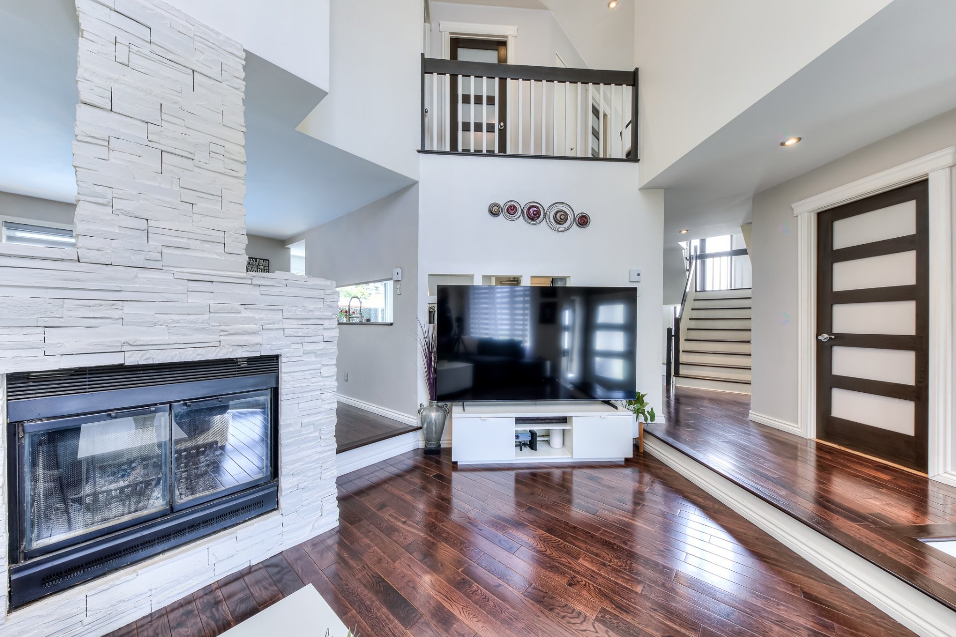 









1635


Rue Delage

,
Boisbriand,




QC
J7G3A9

