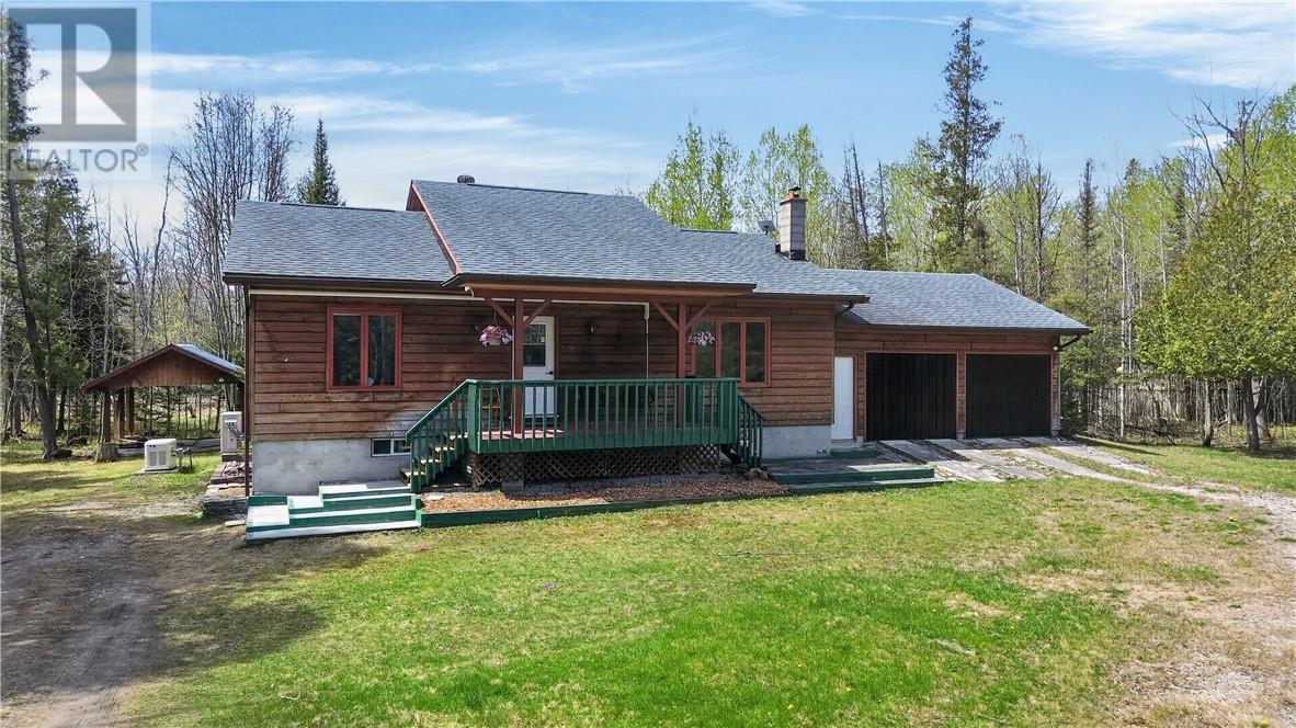 












76 Lilly Crescent

,
Kagawong, Manitoulin Island,




Ontario
P0P1J0

