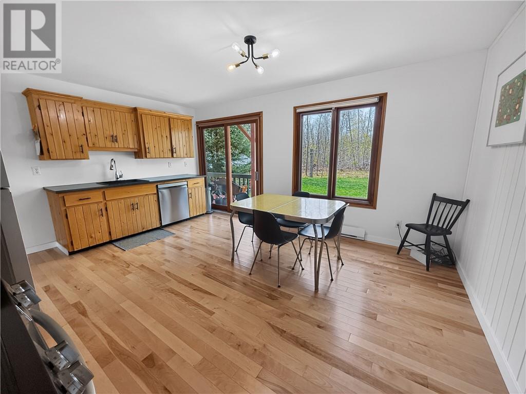 












76 Lilly Crescent

,
Kagawong, Manitoulin Island,




Ontario
P0P1J0

