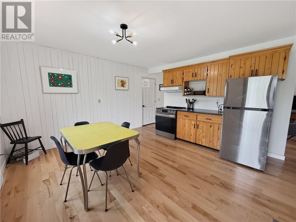 












76 Lilly Crescent

,
Kagawong, Manitoulin Island,




Ontario
P0P1J0


