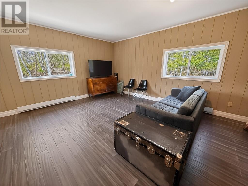 












76 Lilly Crescent

,
Kagawong, Manitoulin Island,




Ontario
P0P1J0

