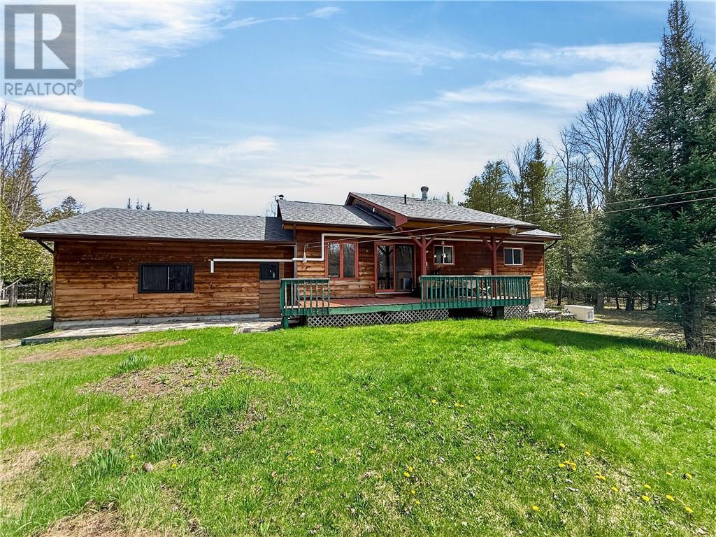 












76 Lilly Crescent

,
Kagawong, Manitoulin Island,




Ontario
P0P1J0

