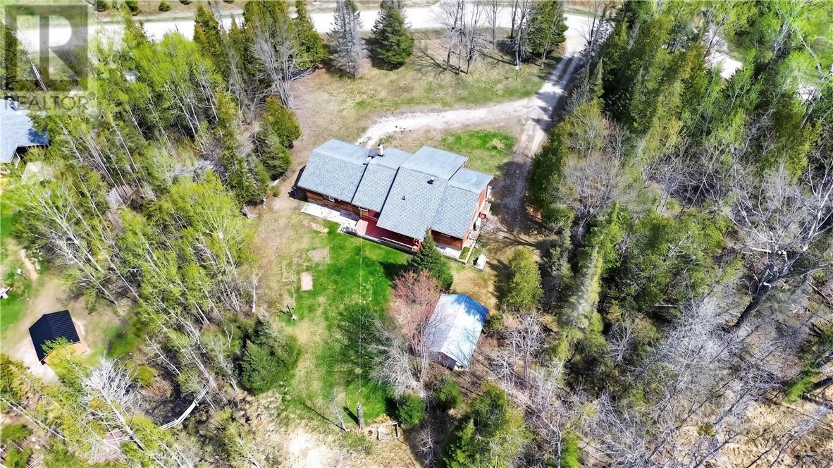 












76 Lilly Crescent

,
Kagawong, Manitoulin Island,




Ontario
P0P1J0

