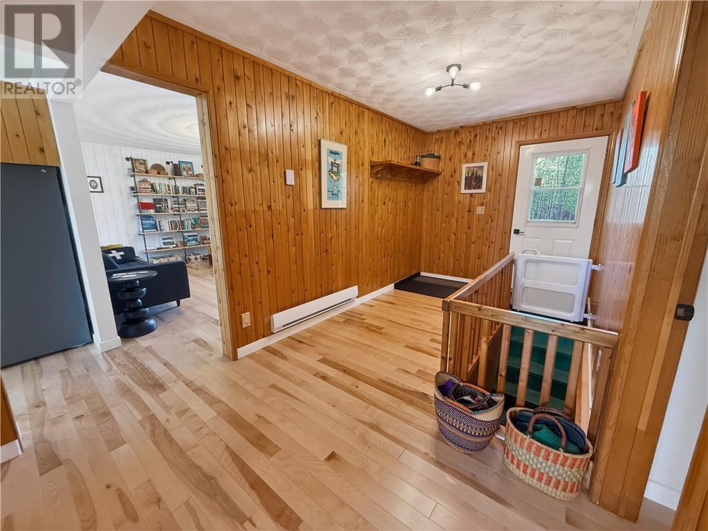












76 Lilly Crescent

,
Kagawong, Manitoulin Island,




Ontario
P0P1J0

