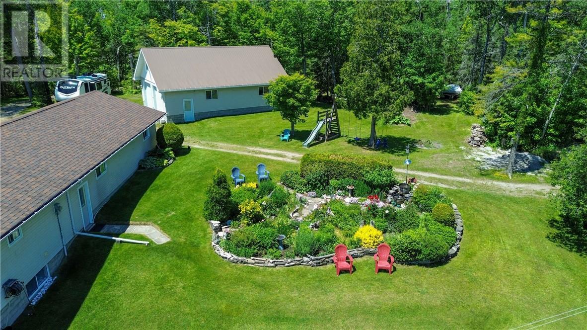 












238 Lonesome Pine Trail

,
Tehkummah, Manitoulin Island,




Ontario
P0P2C0

