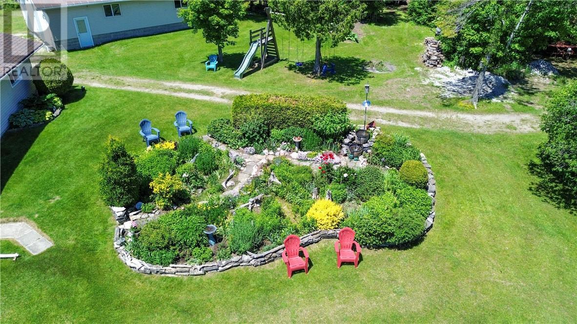 












238 Lonesome Pine Trail

,
Tehkummah, Manitoulin Island,




Ontario
P0P2C0

