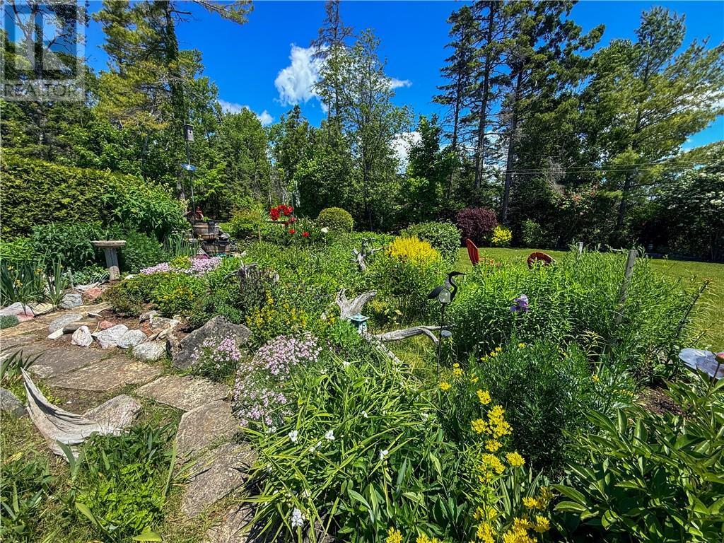 












238 Lonesome Pine Trail

,
Tehkummah, Manitoulin Island,




Ontario
P0P2C0


